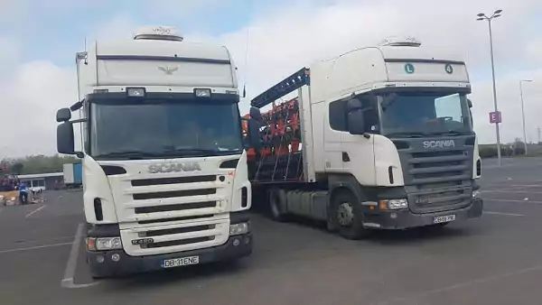 nevoie urgenta de tractare auto Tractari Auto Urgente